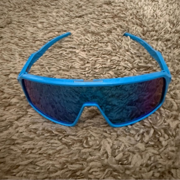 Oakley Sutro Sunglasses Blue - Picture 2 of 8